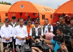 Kepala BNPB Dampingi Presiden Jokowi Tinjau Lokasi Terdampak Galodo